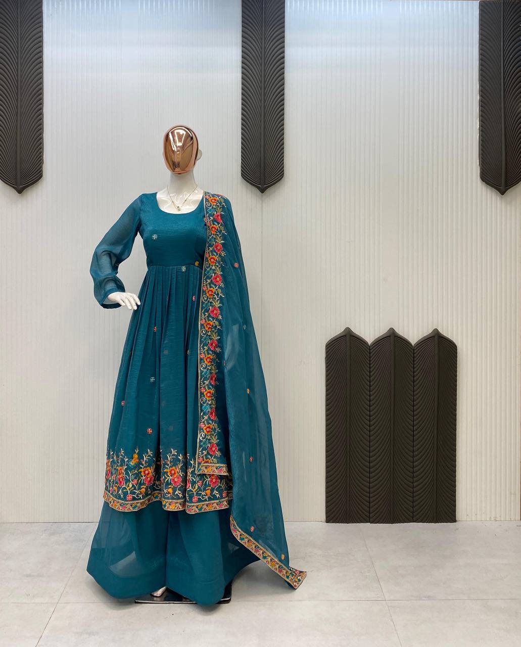 Premium Crunchy Fabric Women’s Kurta Set with Plazzo & Dupatta | Sequence Embroidery Work | Partywear Flair 3.5 Mtr Suit Set